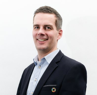 Dr. Daniel Schwarz